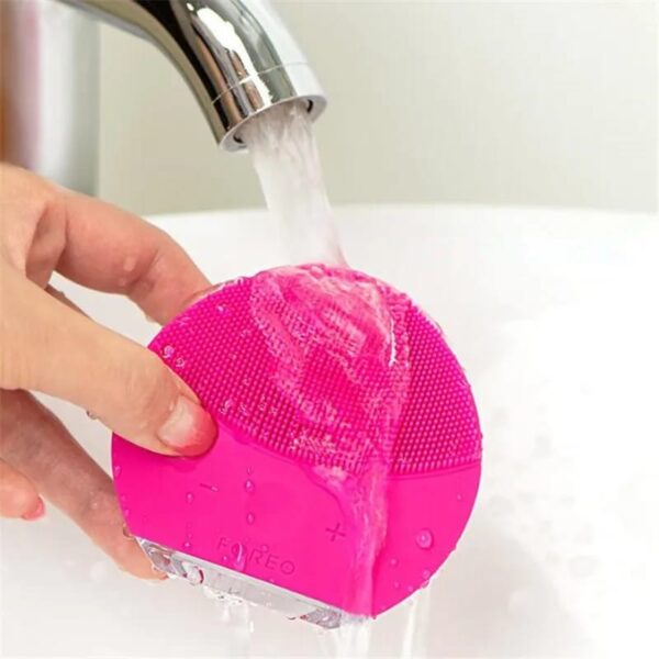 forever mini facial cleansing brush for all skin types |  face massager electric - all skin types ultra-hygienic skincare - simple face wash - silicone electric face cleanser (random color) - Image 7