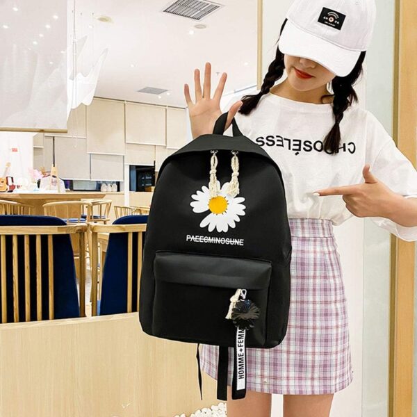 4-piece school bag set daisy flower  backpack set stylish & practical new arrival 2024 - Image 7
