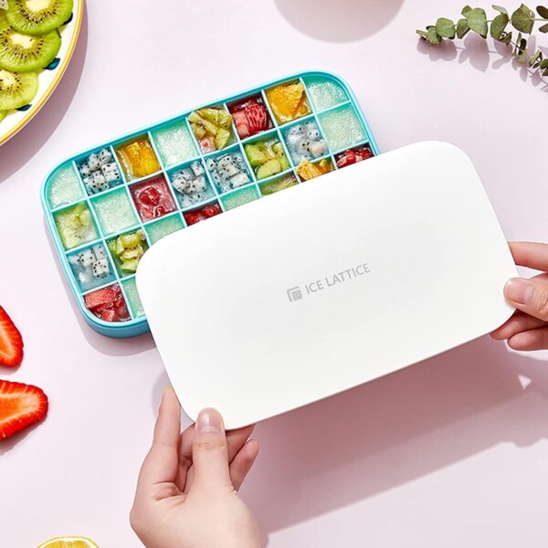 32 grid silicone ice cube tray with lid cover  (random color) - Image 7