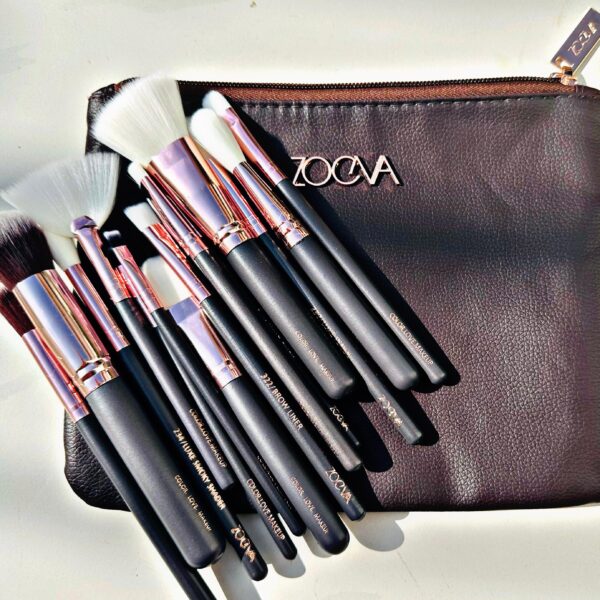 pack of 12 zoeva makeup brushes with pouch complete makeup brush set including 12 face and eye make up brushes - Image 3