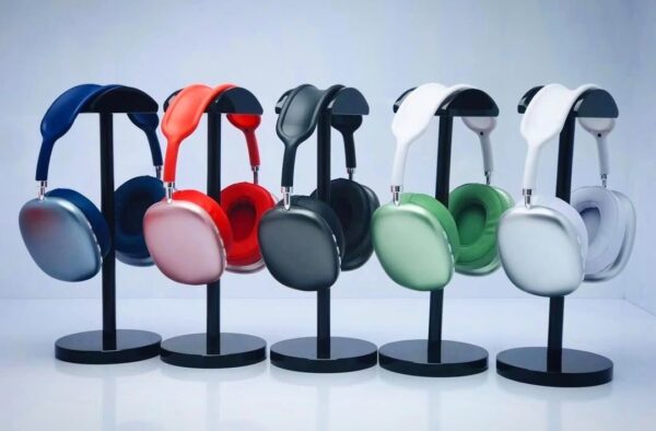 p9 wireless bluetooth headphones adjustable over-the-ear stereo headset | best quality wireless headphones (random color) - Image 2