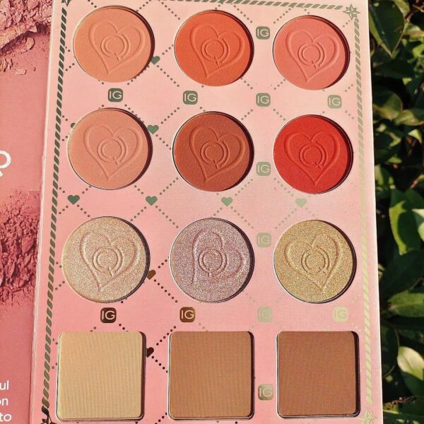 mocallure 4 in 1 eyeshadow palette book/  eyeshadow palette  blush and eyeshadow palette - Image 19