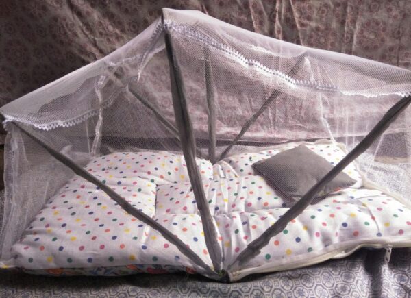 fancy baby sleeping bed  foldable baby  bed crib mosquito mat for baby  bed with pillow small size  (blue color )) - Image 8