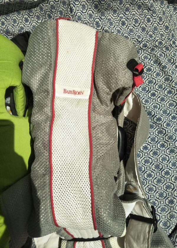 baby bjorn baby carrier (random color) - Image 13