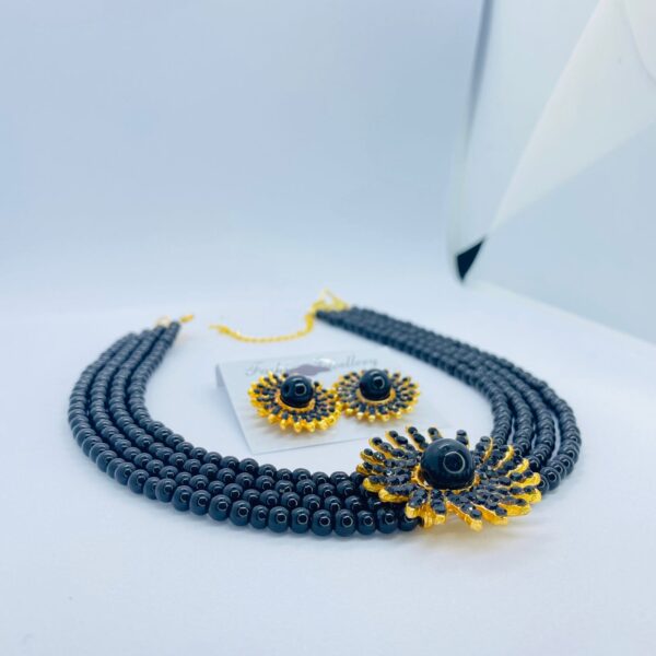 fancy  traditional jewelry set for women - Image 2