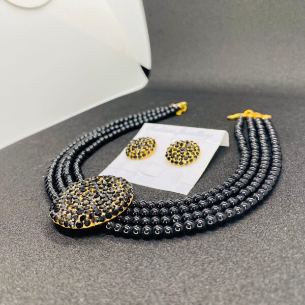 stylish pearls necklace set stud with earrings for girls & woman - Image 11