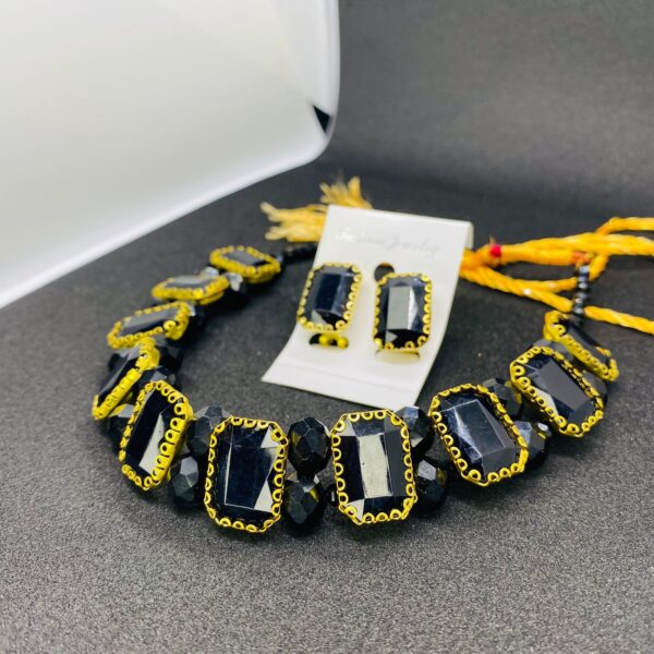 premium quality stones choker necklace with earrings set - Image 18