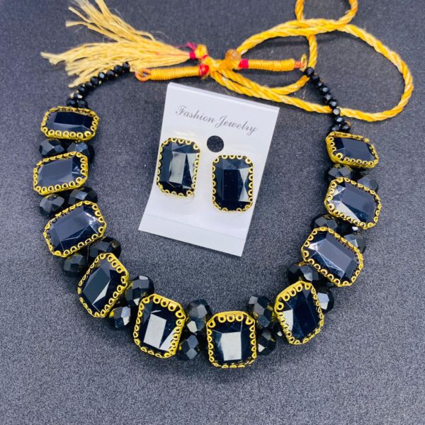 premium quality stones choker necklace with earrings set - Image 17