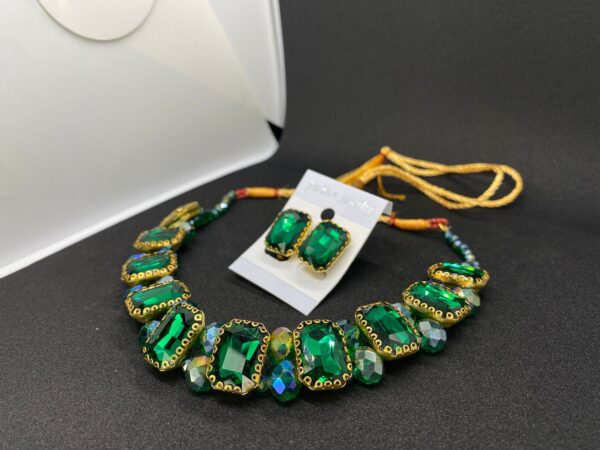 premium quality stones choker necklace with earrings set - Image 4