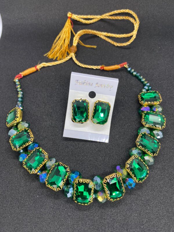 premium quality stones choker necklace with earrings set - Image 5