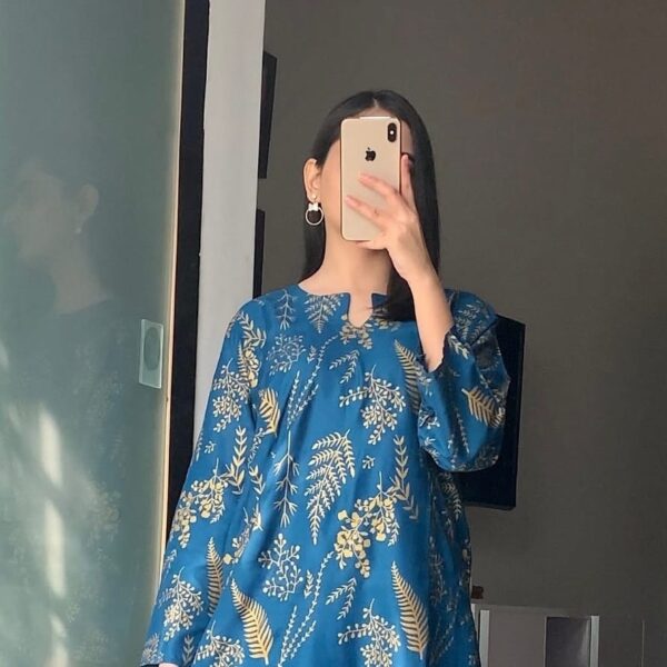 2 pcs women’s stitched petal print  linen  casual wear for women - Image 5