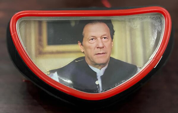 70 motorcycle back light (imran khan) with drl (random pictures) - Image 9