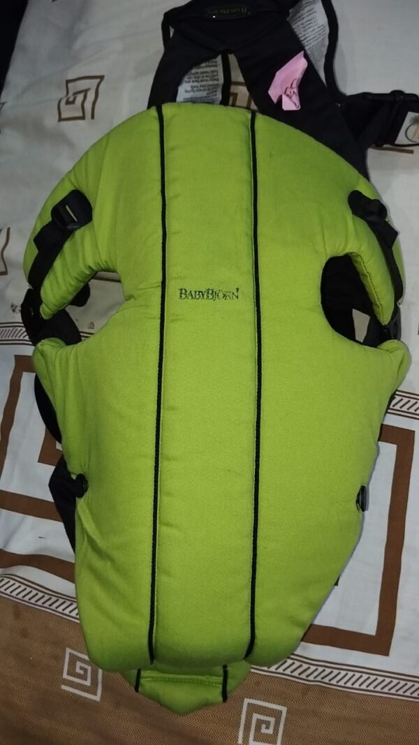 baby bjorn baby carrier (random color) - Image 6