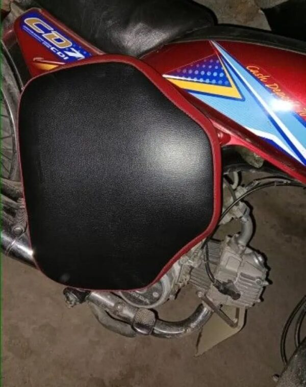 best bike seat cushion for back pain red black waterproof universal relaxer bike seat cushion and motorcycle seat cover for all bikes( red black ) - Image 3