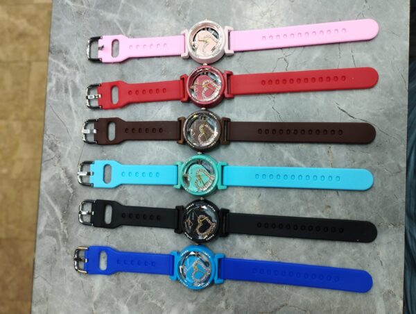curren rubbar belt ladies watch model heart - without box - Image 8