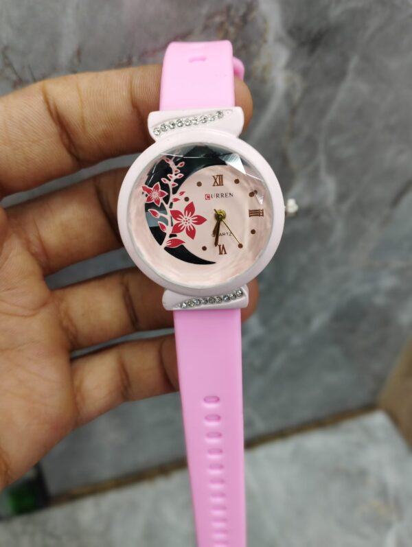 curren rubbar belt ladies watch model moon - without box - Image 5