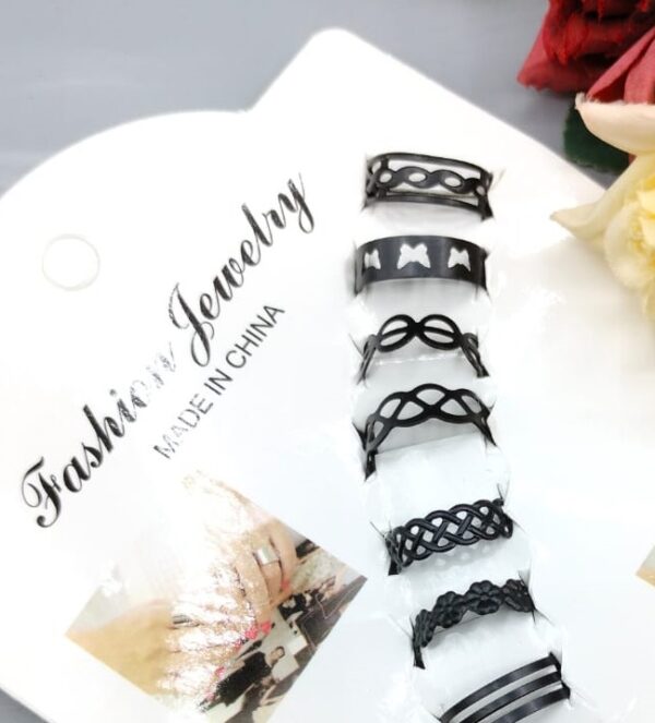 pack of 10 adjustable multiple design ring set - black - Image 3