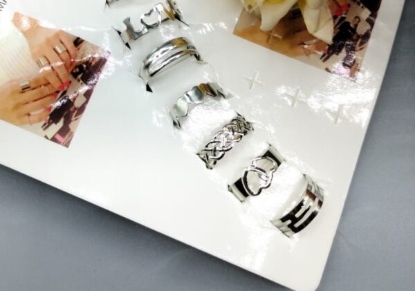 pack of 10 adjustable multiple design ring set - silver - Image 2