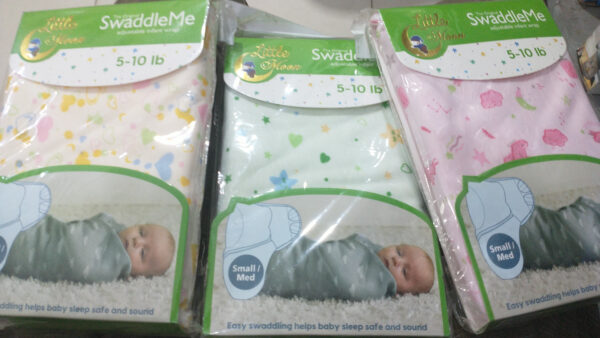swaddle me ultra comfort adjustable baby wrap (random design ) - Image 2