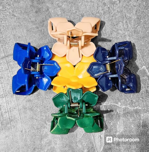 pack of 5 ) finest quality hair catchers random colors - Image 3