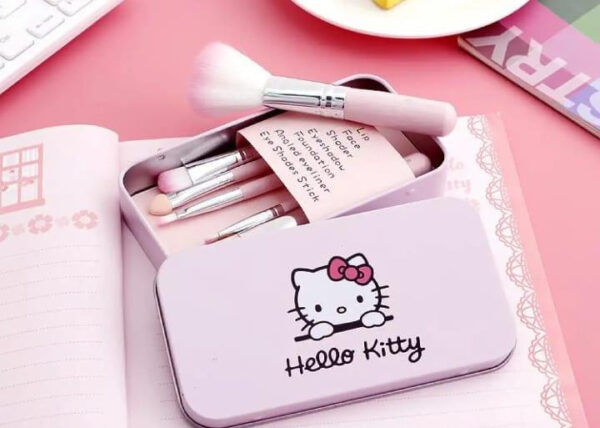 8 pcs makeup brush set & liner deal - Image 2