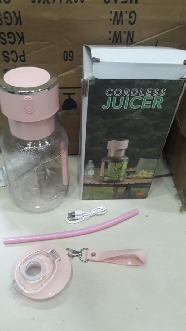 1600ml portable electric rechargeable cordless barrel juicer (random color) - Image 5