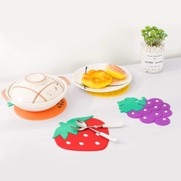 silicone fruit shape placemat plate, table, cup pad non-slip bowl coaster mat waterproof heat insulation (random shape) - Image 4