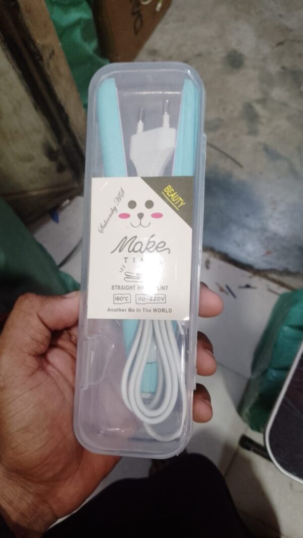 mini portable hair straightner (random color) - Image 2