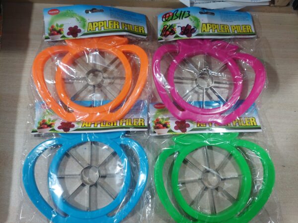apple corer | fruit peeler / slicer | fruit vegetable divider cutter (random color) - Image 3