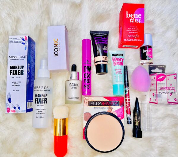 11 in 1 makeup deal - Image 3