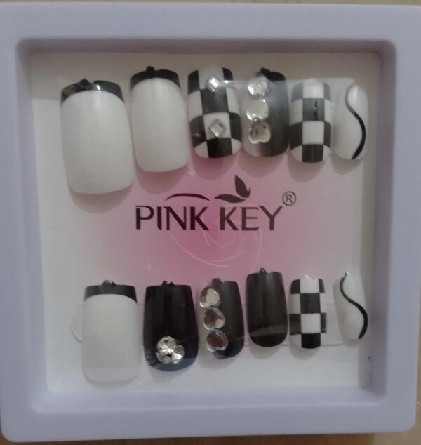 10 pcs nails with sticker handmade beads nails with sticker (random design) - Image 6