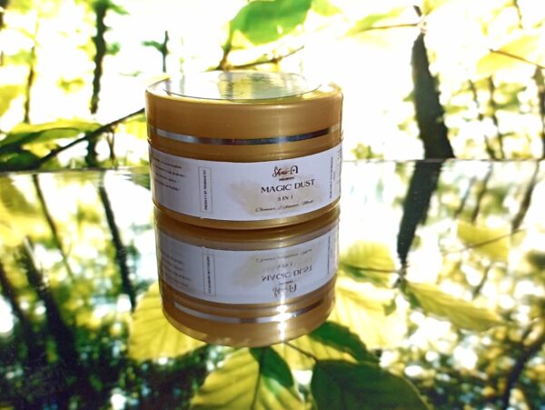 shai_n , magic dust powder mask and scrub with additional deep cleansing properties