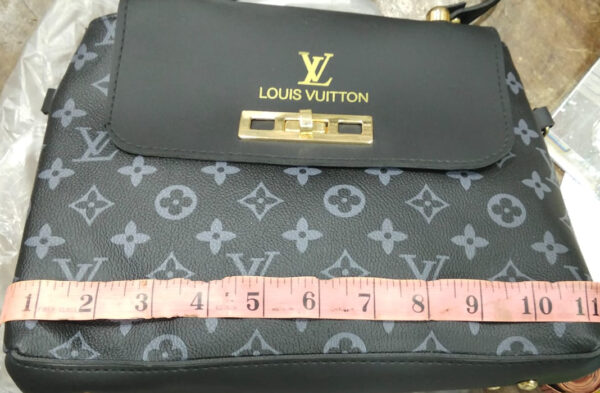 louis vuitton bag with metal lock on flap - Image 3