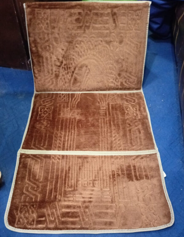 foldable prayer mat and backrest 2 in 1 ( jai namaz / jae namaz) (random color) - Image 3