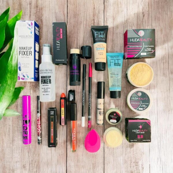 14 in 1 makeup deal ,makeup fixer,foundation ,beauty blender and many more