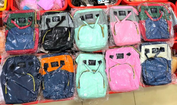 large capacity mummy bag multi-function women backpack nursing bag for baby care unisex travail backpack (random color) - Image 3