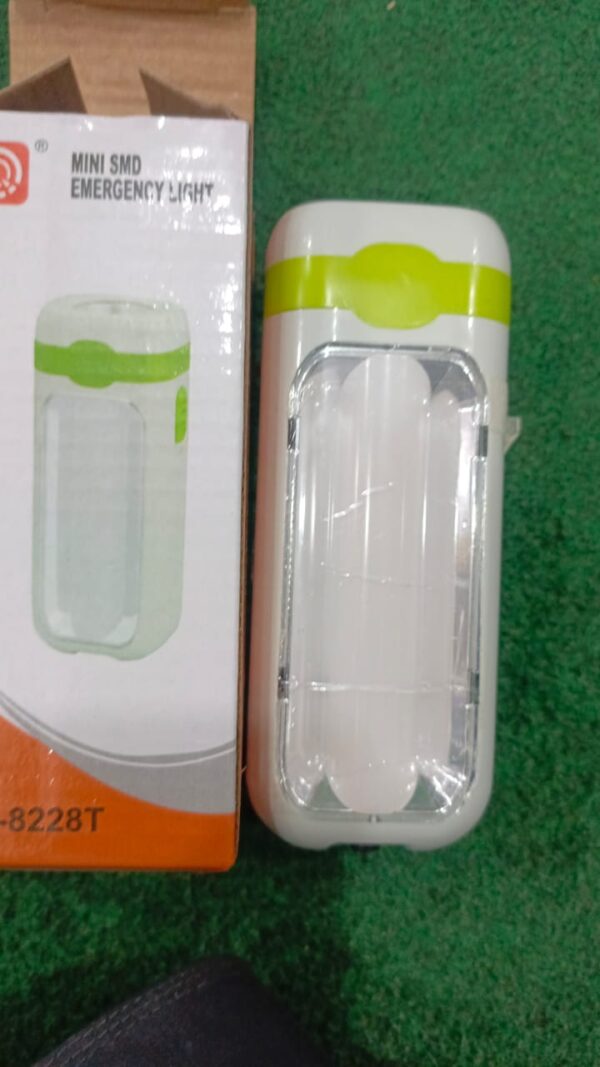 11 smd led mini torch camping rechargeable lantern 2 modes emergency light (random color) - Image 3