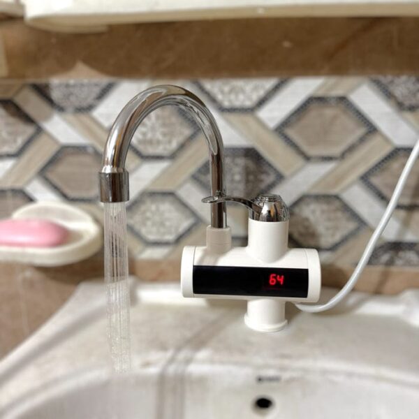 electric water heating faucet tap for kitchens and bathrooms digital temp° display | hot water(without shower ) - Image 7
