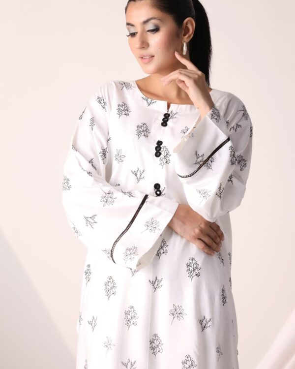 2pcs flower printed stitched suit stone winter linen suit winter collection (white)