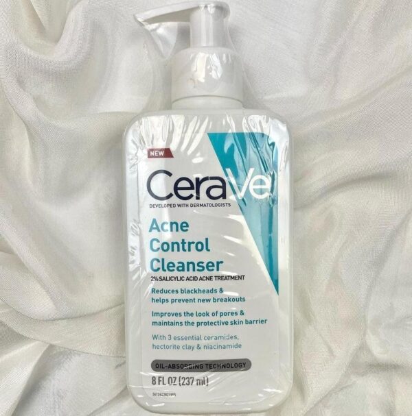 cerave acne control cleanser that reduce black head - 237ml