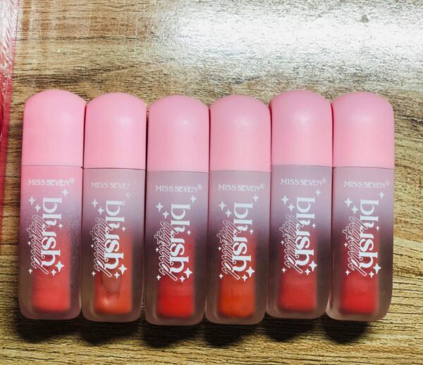 high coverage glowy, matte and poreless liquid blush | 1 blush