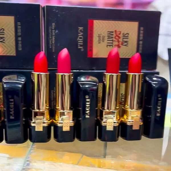 (pack of 6) high pigment smooth lipstick, smooth texture, glossy finish (random color) - Image 3