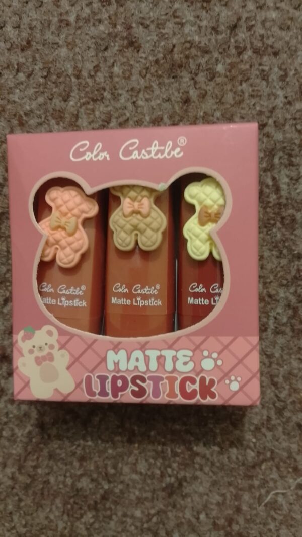 pack of 3 color castle pigmented lipsticks pack - Image 2