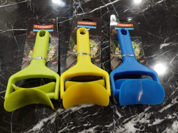 biscuit roller round rolling biscuit cutting pastry blade dough circle (random color) - Image 6