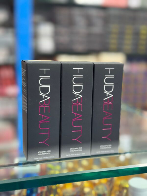 huda beauty makeup foundationc waterproof, super long wear 24hr - Image 2