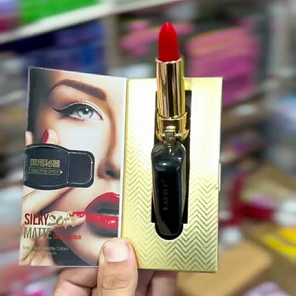 high pigment beautiful smooth lipstick , smooth texture, glossy finish with box (random color)