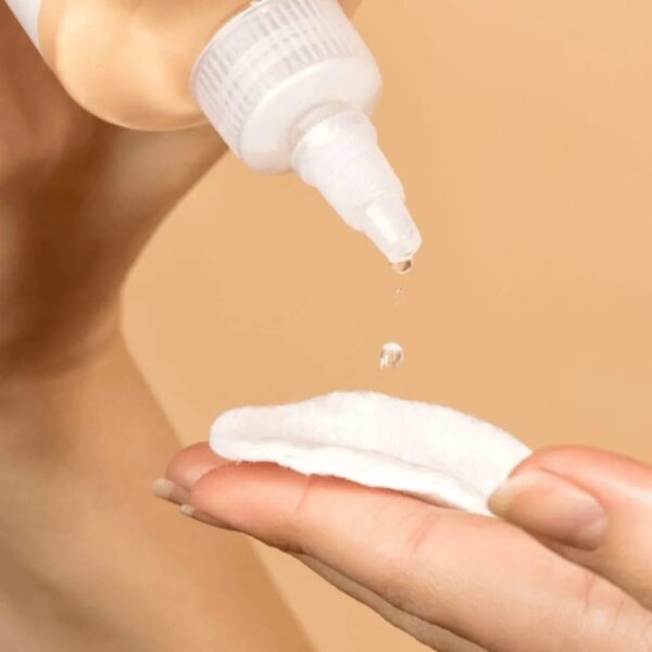 the ordinary glycolic acid 7% toning solution light weight liquid provides sun protection 240ml - Image 5