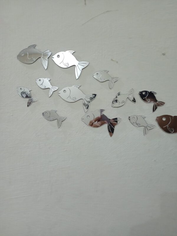 30 pcs  acrylic fishes mirror wall art decor fishes mirror stickers decals for kids girls bedroom bathroom playroom silver - Image 2