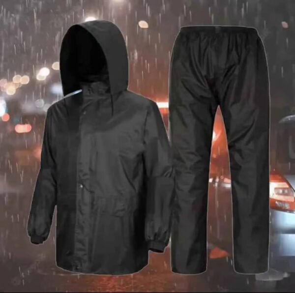 stylish beautiful rain coat jacket and trouser rain coats survival emergency heavy duty rain coat (random colors)
