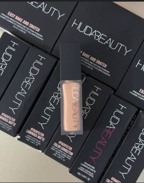 huda beauty makeup original foundation waterproof, super long wear 24hr - Image 4